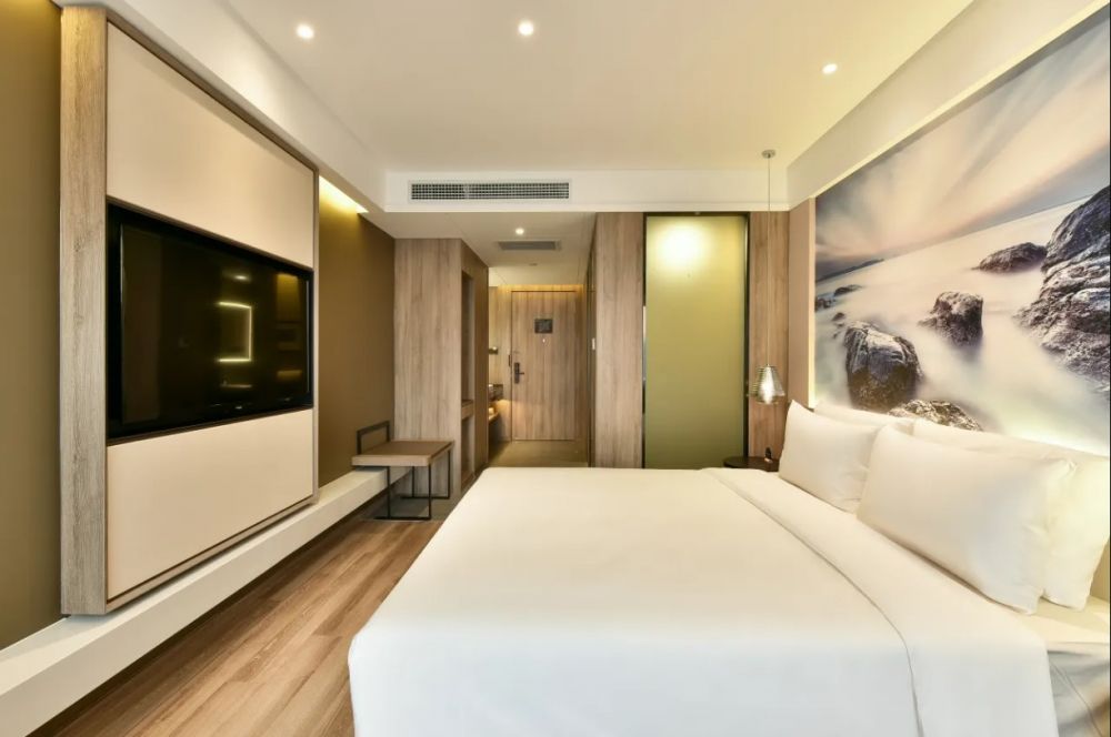 Elegant Room King, Atour Hotel (Beijing Chaoyang Park) 4*