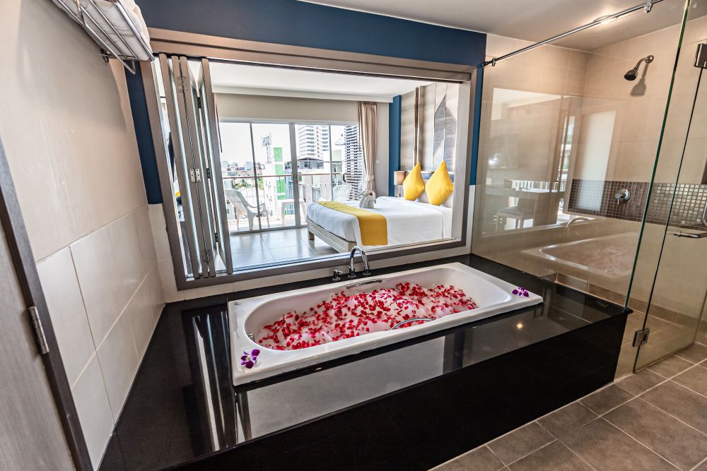 Grand Deluxe, Andakira Hotel 4*