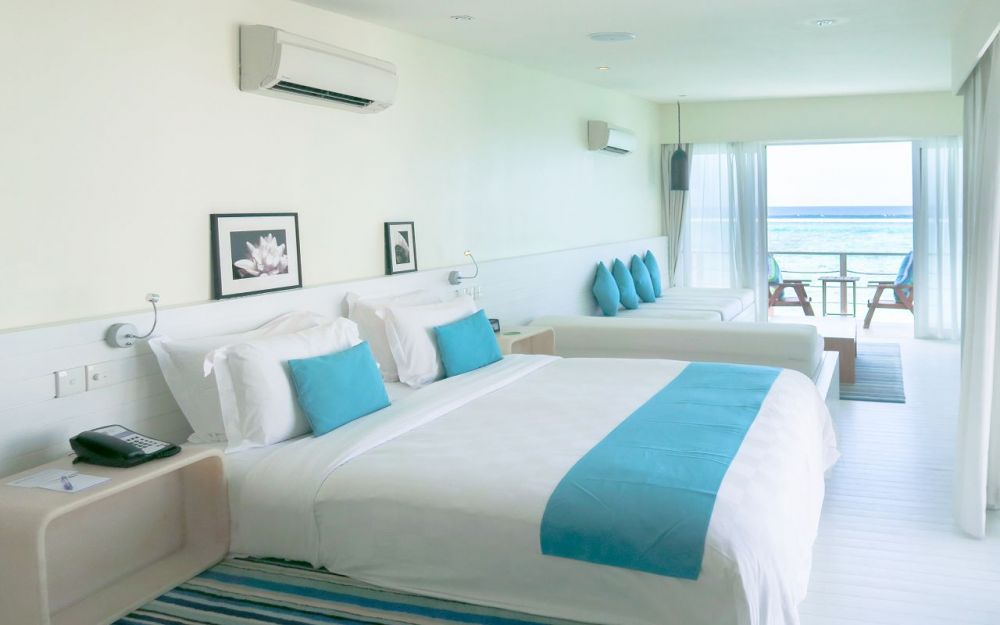 Overwater Villa, Holiday Inn Resort Kandooma 4*