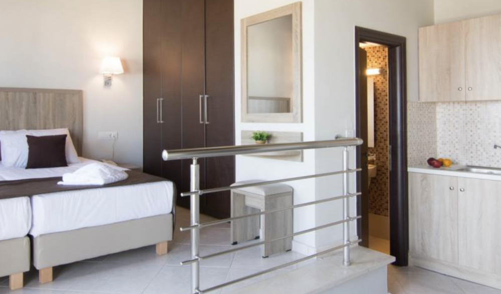 One-Bedroom Apartment LV/SV/PV, Carisa Maleme 3*