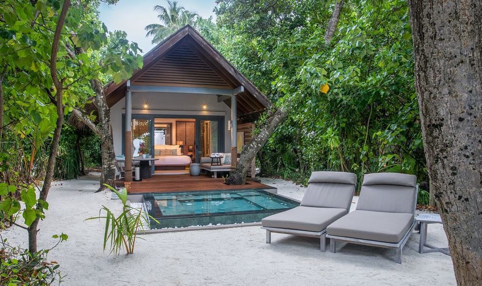 Beach Villa with Plunge Pool, Vakkaru Maldives 5*