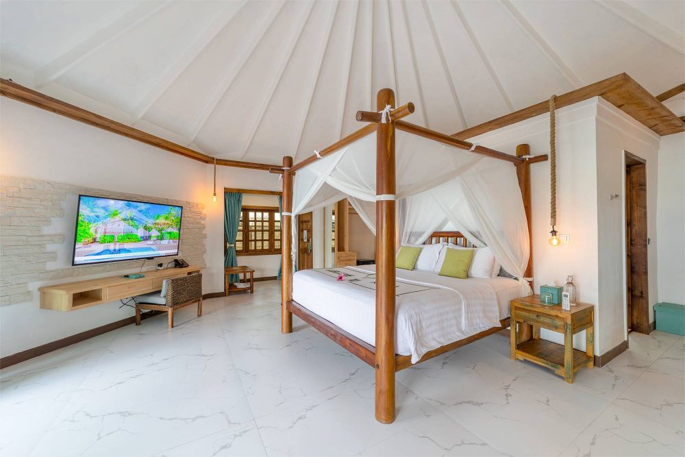Beach suite With infinity Pool, Kihaa Maldives 5*