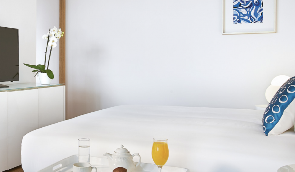 DELUXE GUESTROOM, Grecotel Meli Palace 4*