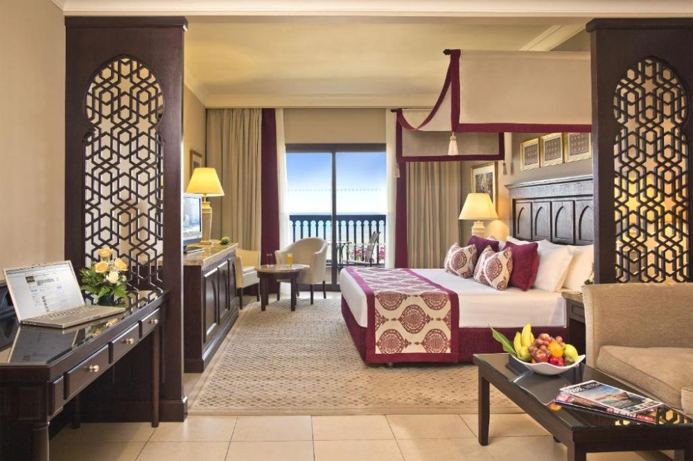 Deluxe Room / Pool View / Side Sea View, Miramar Al Aqah Beach Resort 5*