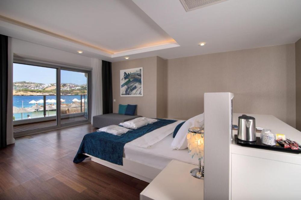 Loft Sea View Room, Highlight Hotel 