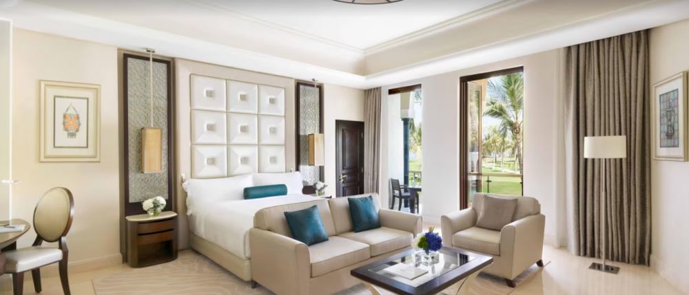 Junior Suite, Al Bustan Palace Ritz Carlton Hotel 5*