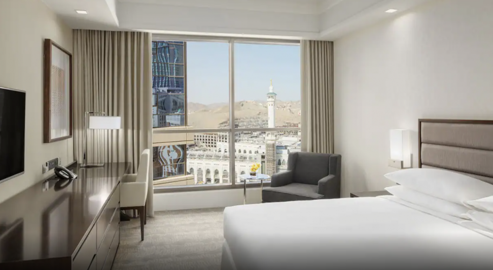 1 King Bed/ 2 Twin Beds with a View and Club Access, Jabal Omar Hyatt Regency 5*