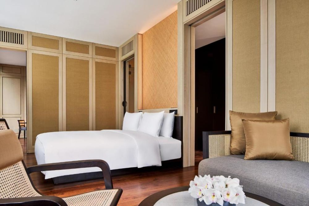 Deluxe Suite, The RuMa Hotel and Residences 5*