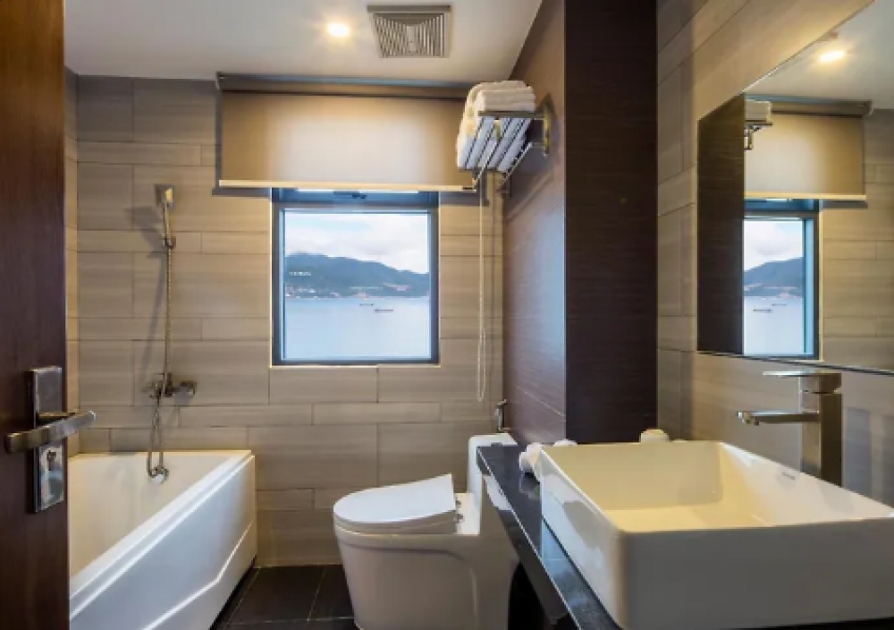 King Room Balcony, Meriton Nha Trang Hotel 4*