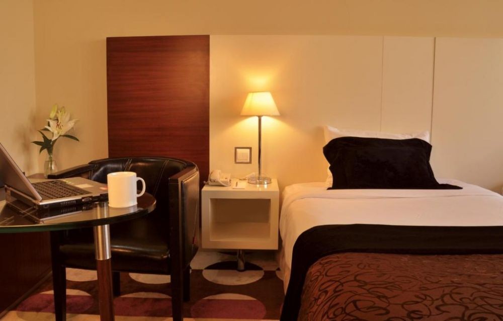 Deluxe Room, Kingsgate Hotel By Millennium 3*