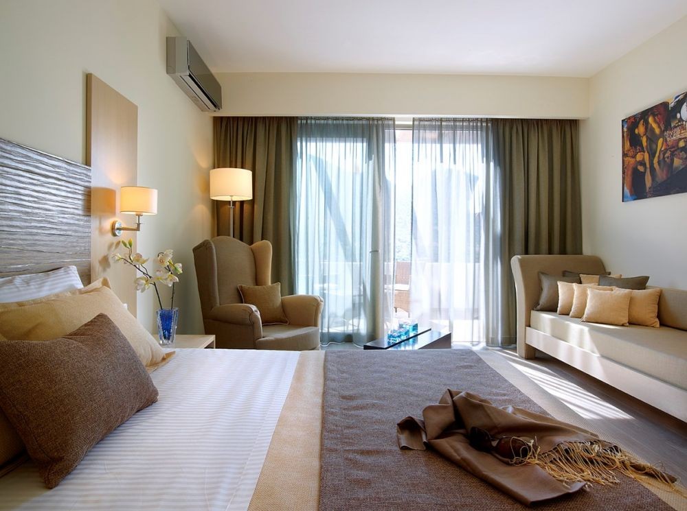 SUPERIOR ROOM MOUNTAIN VIEW, Filion Suites Resort & Spa 5*