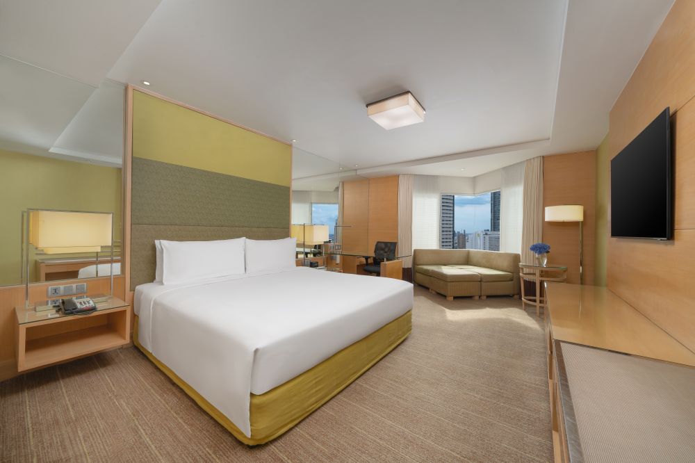 Premium Suite, Holiday Inn Silom, Bangkok 4*