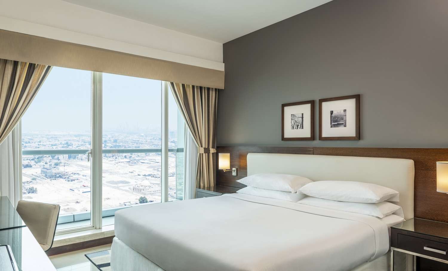 Junior Suite, Four Points By Sheraton Sheikh Zayed Road 4*