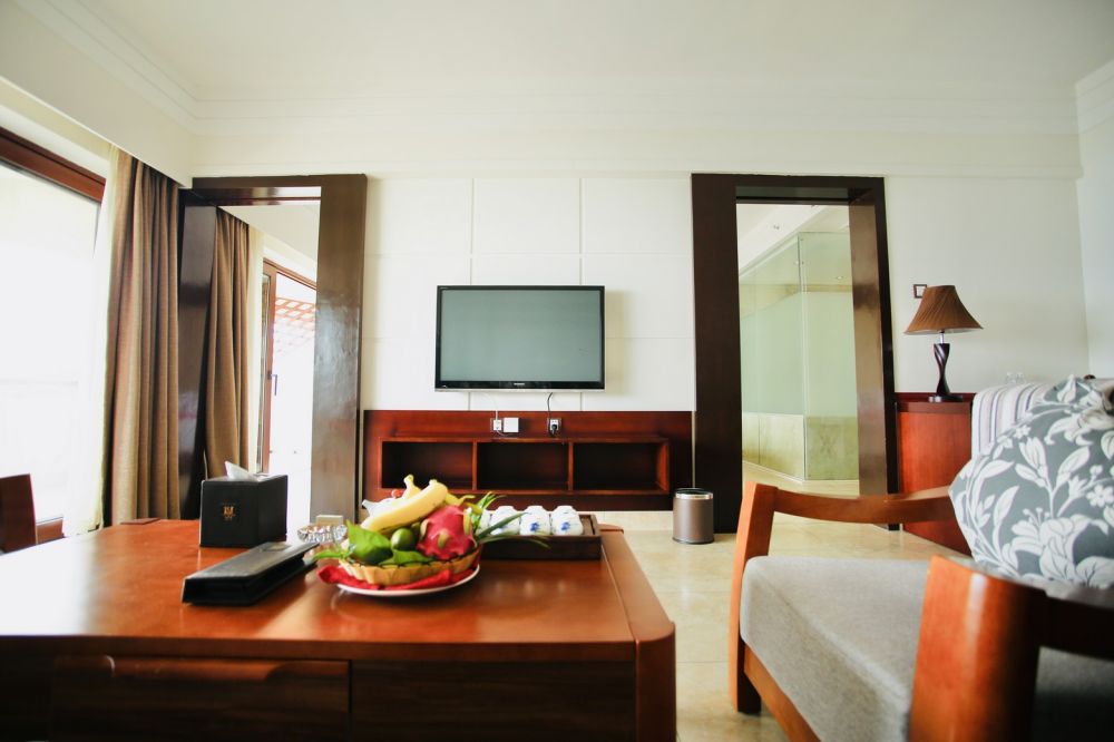 Deluxe SV Suite, Sanya Yuhuayuan Seaview Hotel 4*