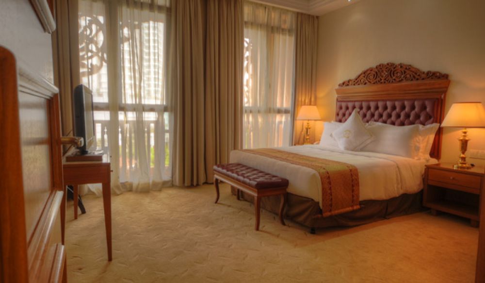 Superior Room, The Royale Chulan Hotel Kuala Lumpur 5*