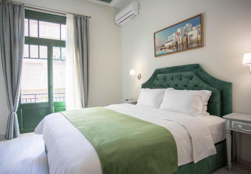Grand Suite with Balcony, Pandrosos Divine Suites 4*
