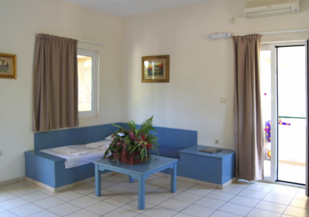 Three-Room Apartment, Seafront Beach Hotel Apartments 3*