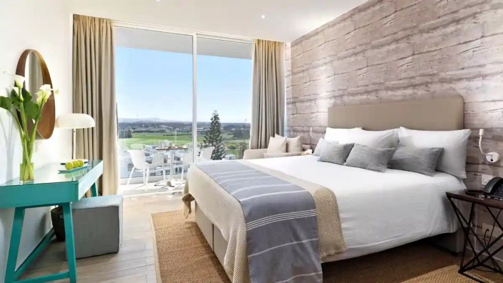 Deluxe Room with Inland View, Leonardo Plaza Cypria Maris (Adults Only 16+) 4*