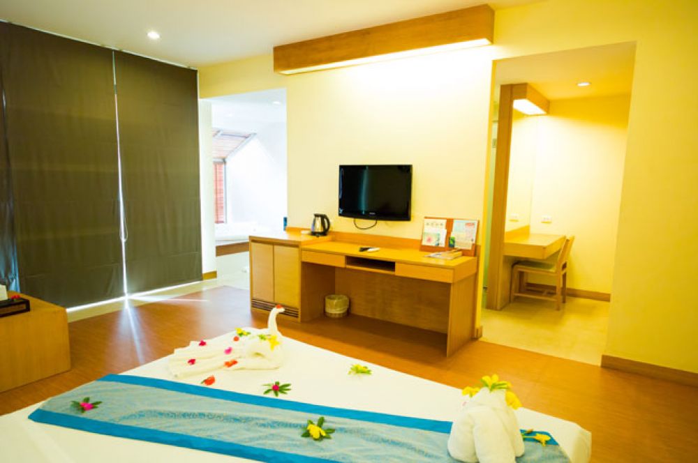 Deluxe Suite, Chang Buri Resort & SPA 3*
