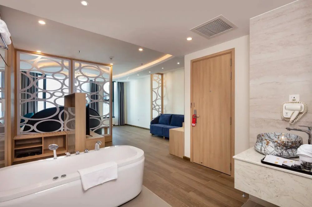 Suite Sea View, Lucky Sun Hotel 4*