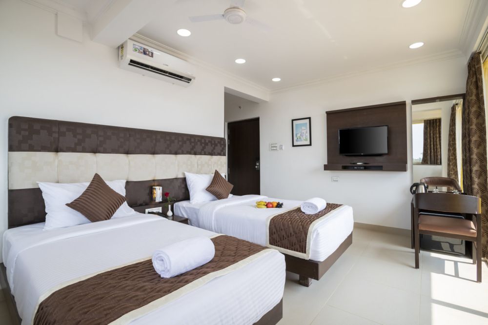 Luxury, Sairaj Beach Resort 3*