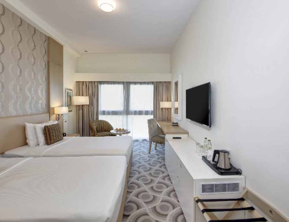 Guest Room, Metropolitan Hotel Dubai 4*