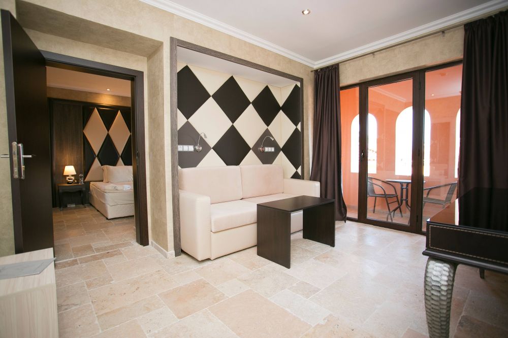 1 Bedroom Apartment Park View, Elenite Villas Premium 3*