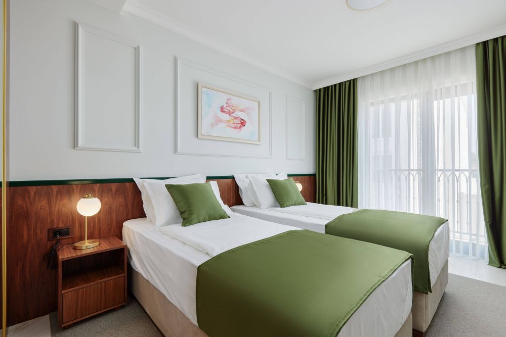 Standard double room with extra bed, Diplomat 4*
