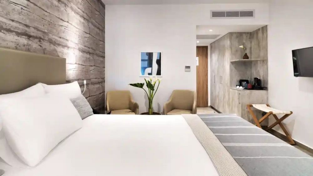 Deluxe Room with Inland View, Leonardo Plaza Cypria Maris (Adults Only 16+) 4*