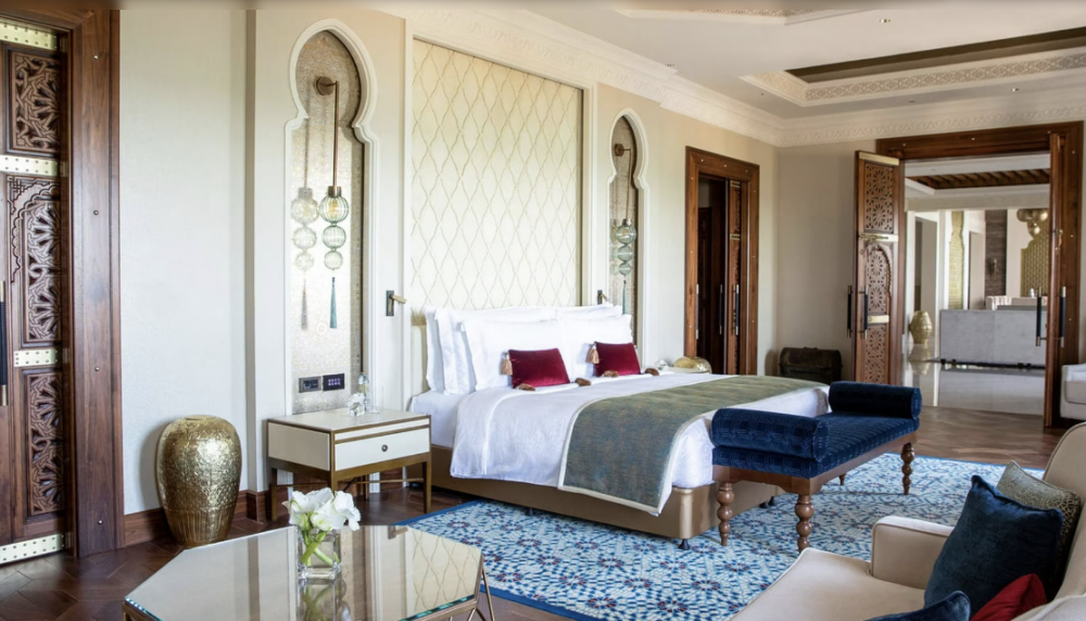 3 Bedroom Royal Suite, Jumeirah - Al Qasr 5*
