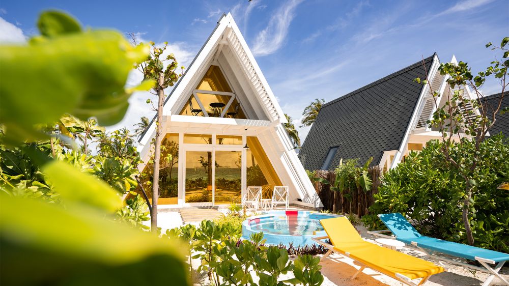 Haruge Beach Villa with Private Pool, Oaga Art Resort 5*