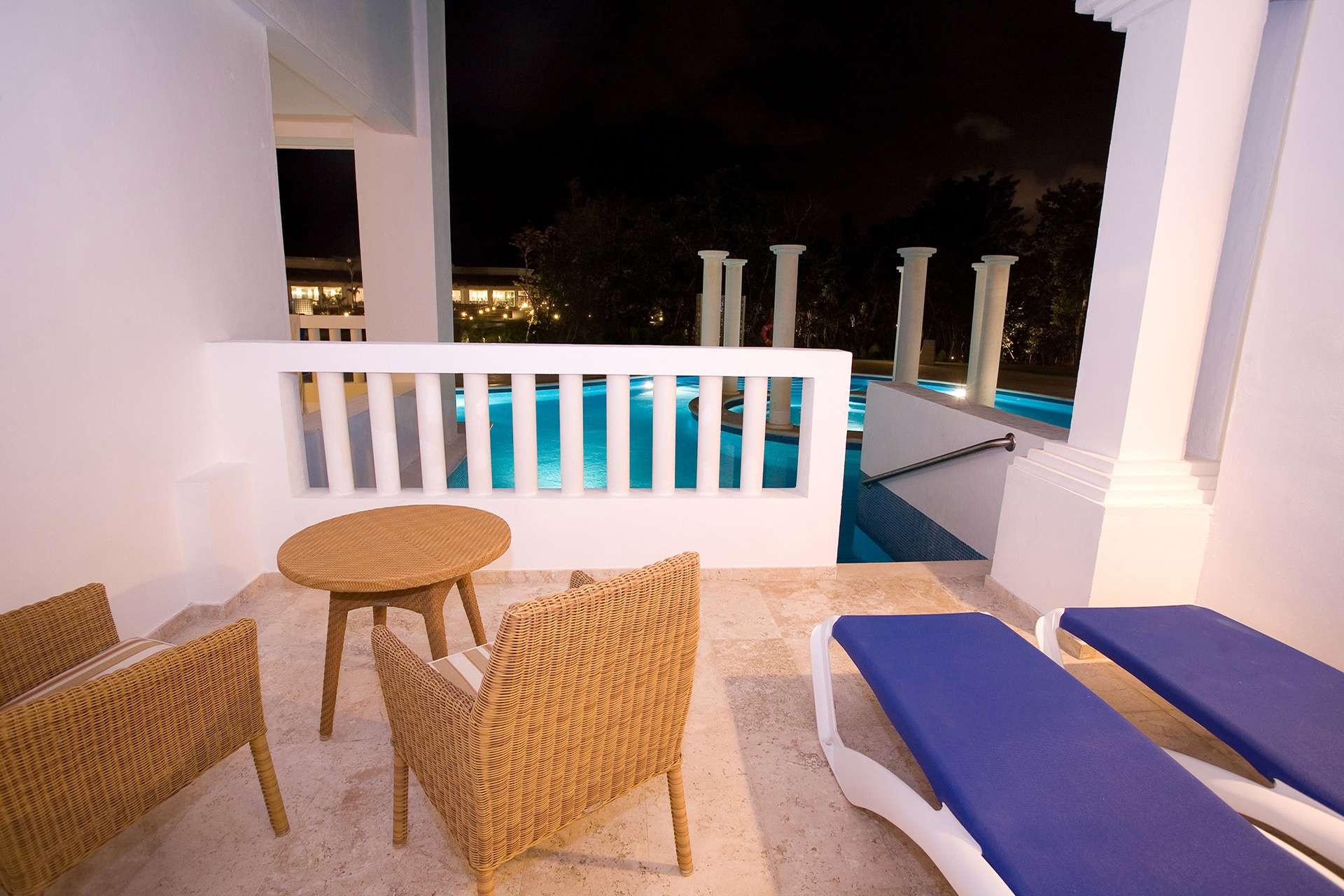 Deluxe Junior Suite Swim Out (13+ Only), Grand Riviera & Grand Sunset Princess Hotel 5*