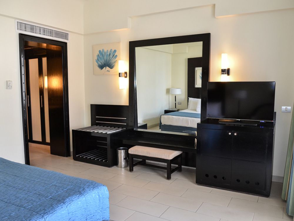 Family Room, Reef Oasis Blue Bay 5*