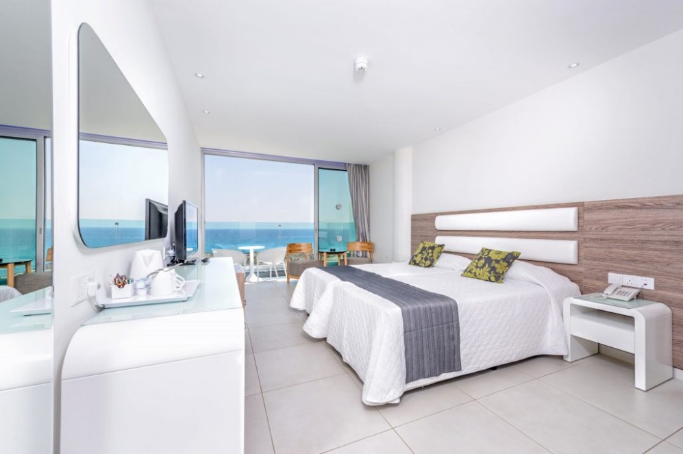 Penthouse Sea View, Tasia Maris Sands - Adults Only 4*