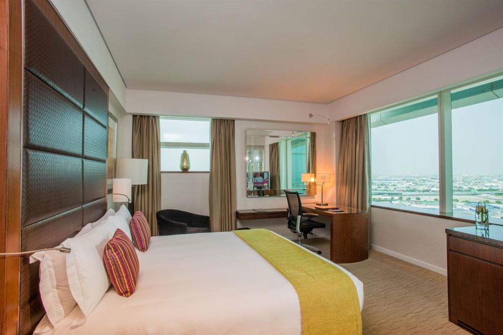 Superior Room, Crowne Plaza Dubai Festival City 5*
