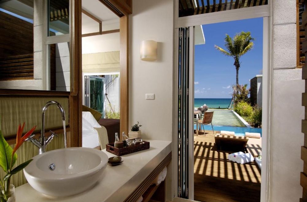 Beachfront Pool Suite, Aleenta Resort & SPA 5*