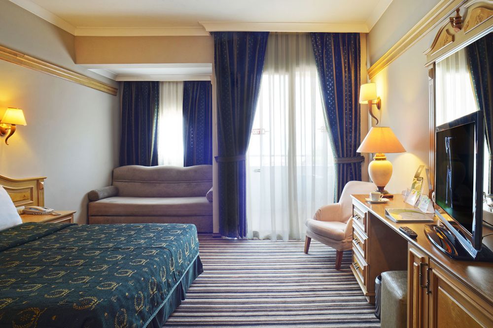 Standard Room, Grand Cettia Hotel 4*