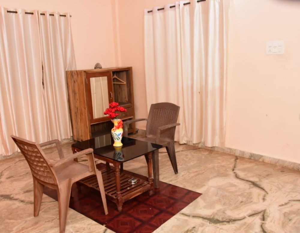 Standard AC, Aajo Guest House 