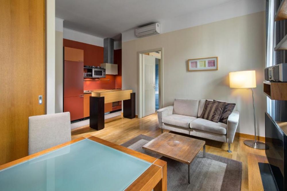 One Bedroom Deluxe, Mamaison Residence Belgicka 4*