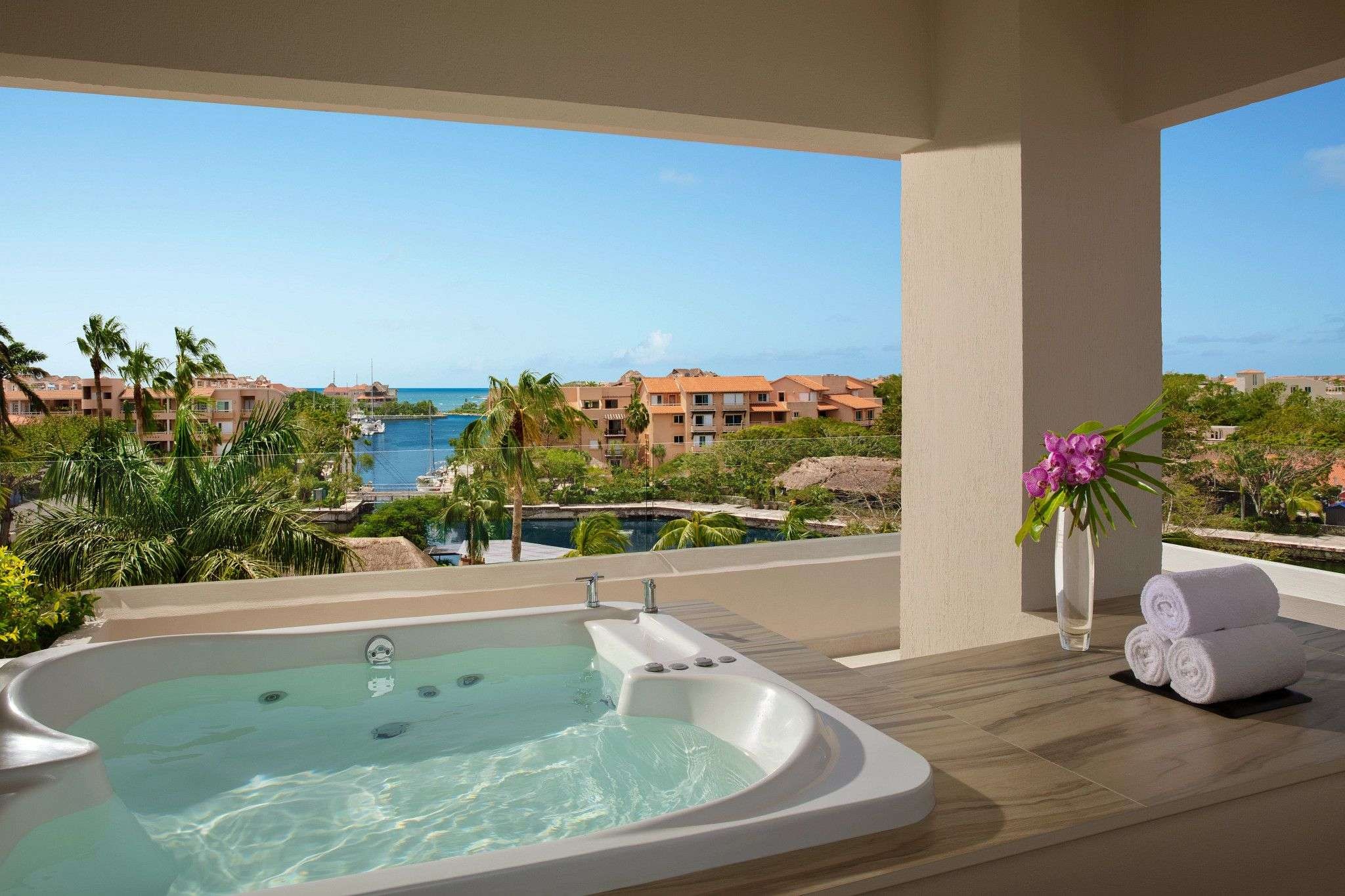 Honeymoon Hot Tub OV/Marina View, Dreams Aventuras Riviera Maya | ex. Dreams Puerto Aventuras 5*