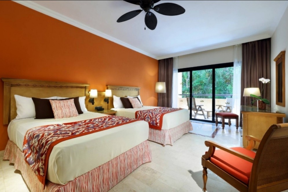 Deluxe, Grand Palladium Colonial Resort & Spa 5*