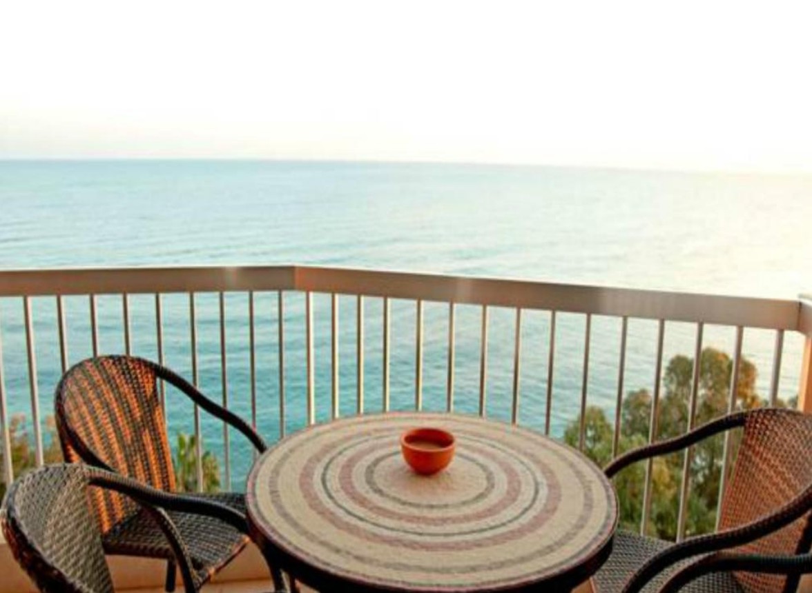 Standard Room Inland/ Sea View, Poseidonia Beach Hotel 4*