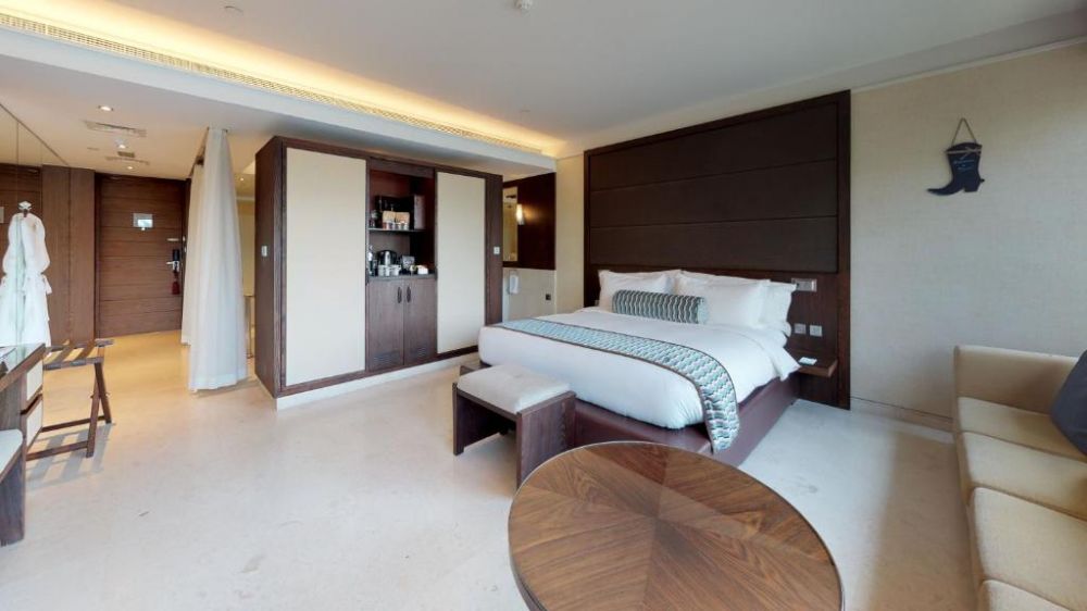 Palm Deluxe Room, Melia Desert Palm Dubai 5*
