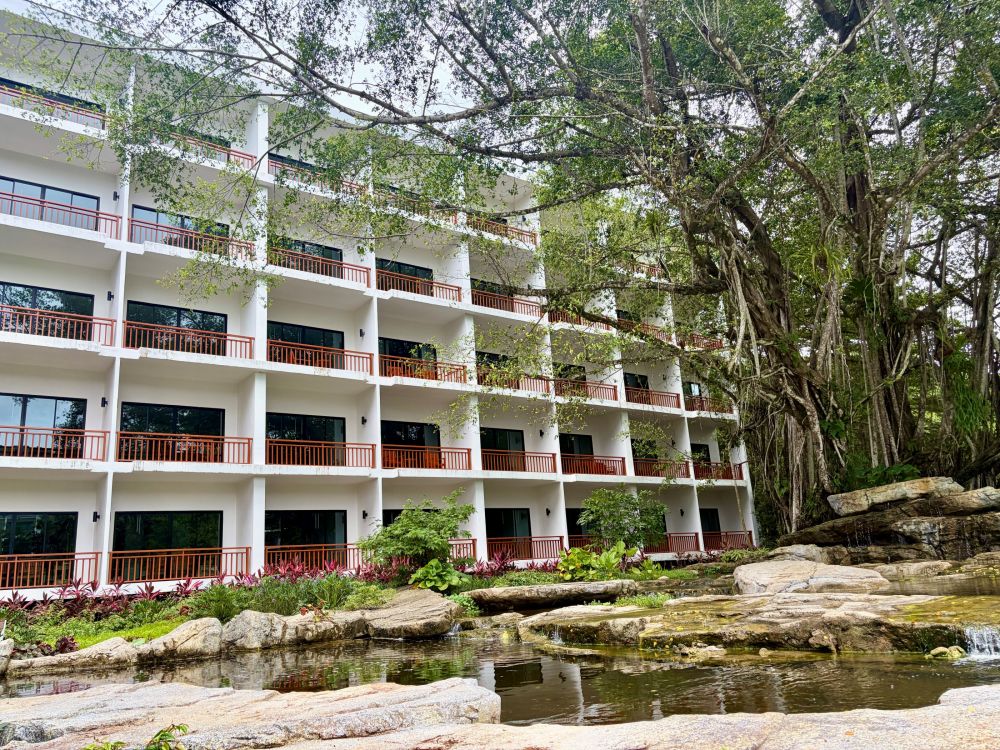 Superior RFV, Naithonburi Resort 4*