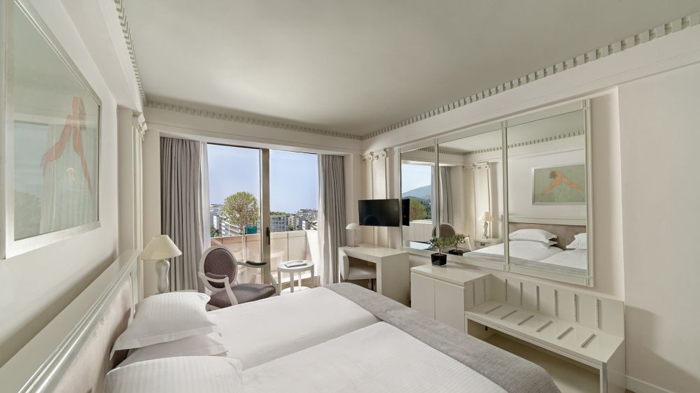 Deluxe Syntagma Square View, NJV Athens Plaza 5*
