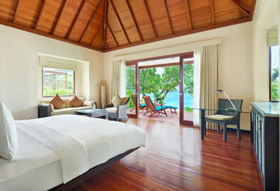 King Beachfront Villa, Hilton Seychelles Labriz Resort & Spa 5*