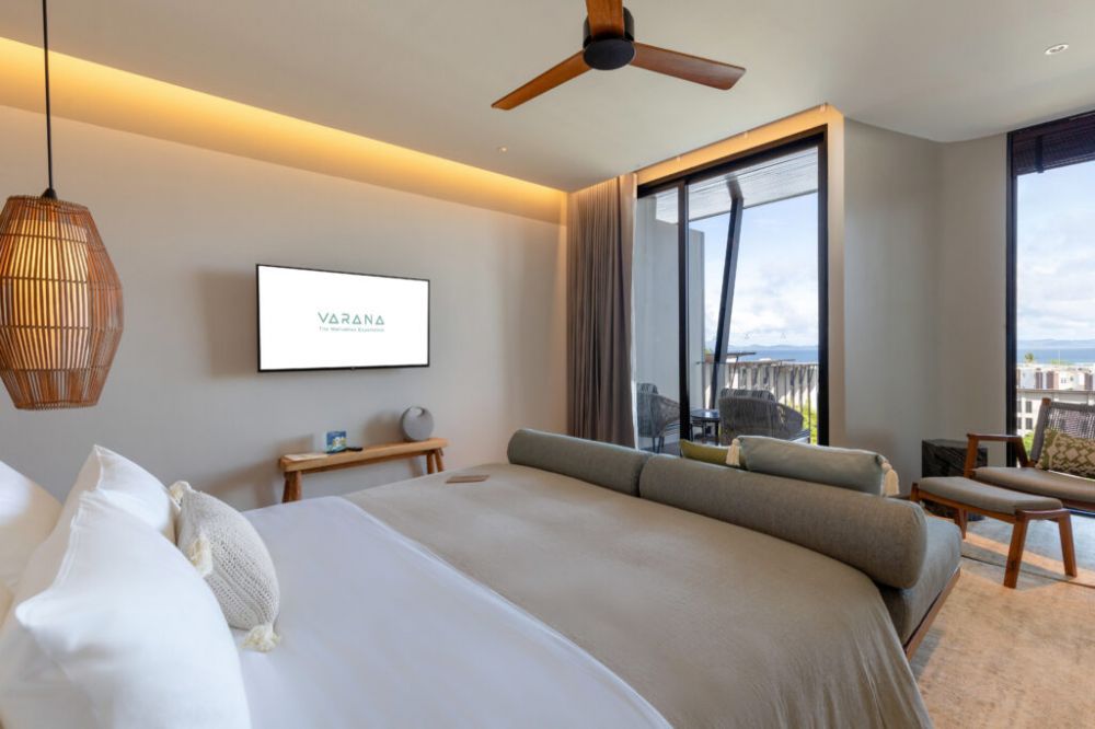 Luxe Plus Ocean/Mountain, Varana Hotel 5*