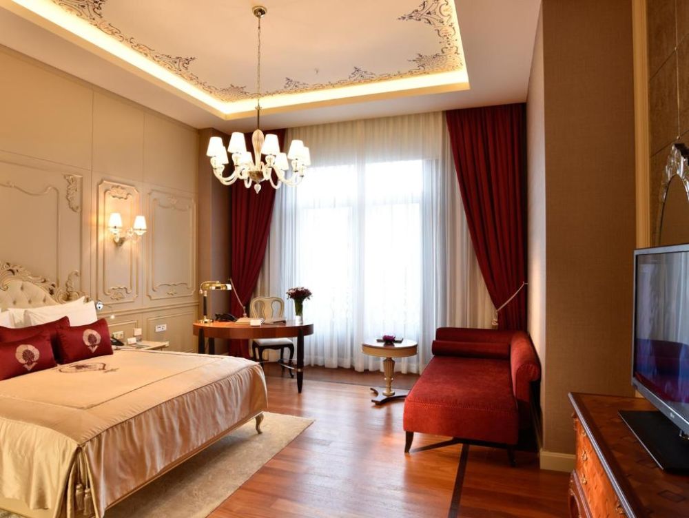 Deluxe/City View/Bosphorus View, CVK Park Bosphorus Hotel Istanbul 5*