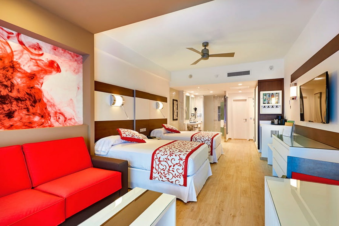 Junior Suite/Partial Ocean/ Ocean View, Riu Palace Costa Mujeres 5*