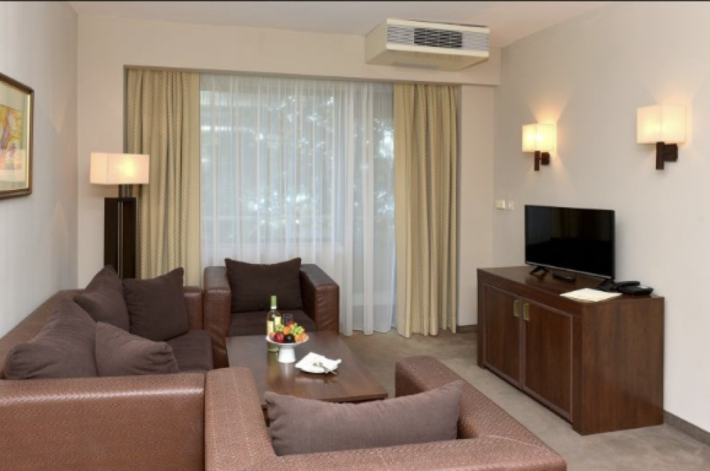 Two Bedroom Suite Sea View, Lotos Riviera 4*